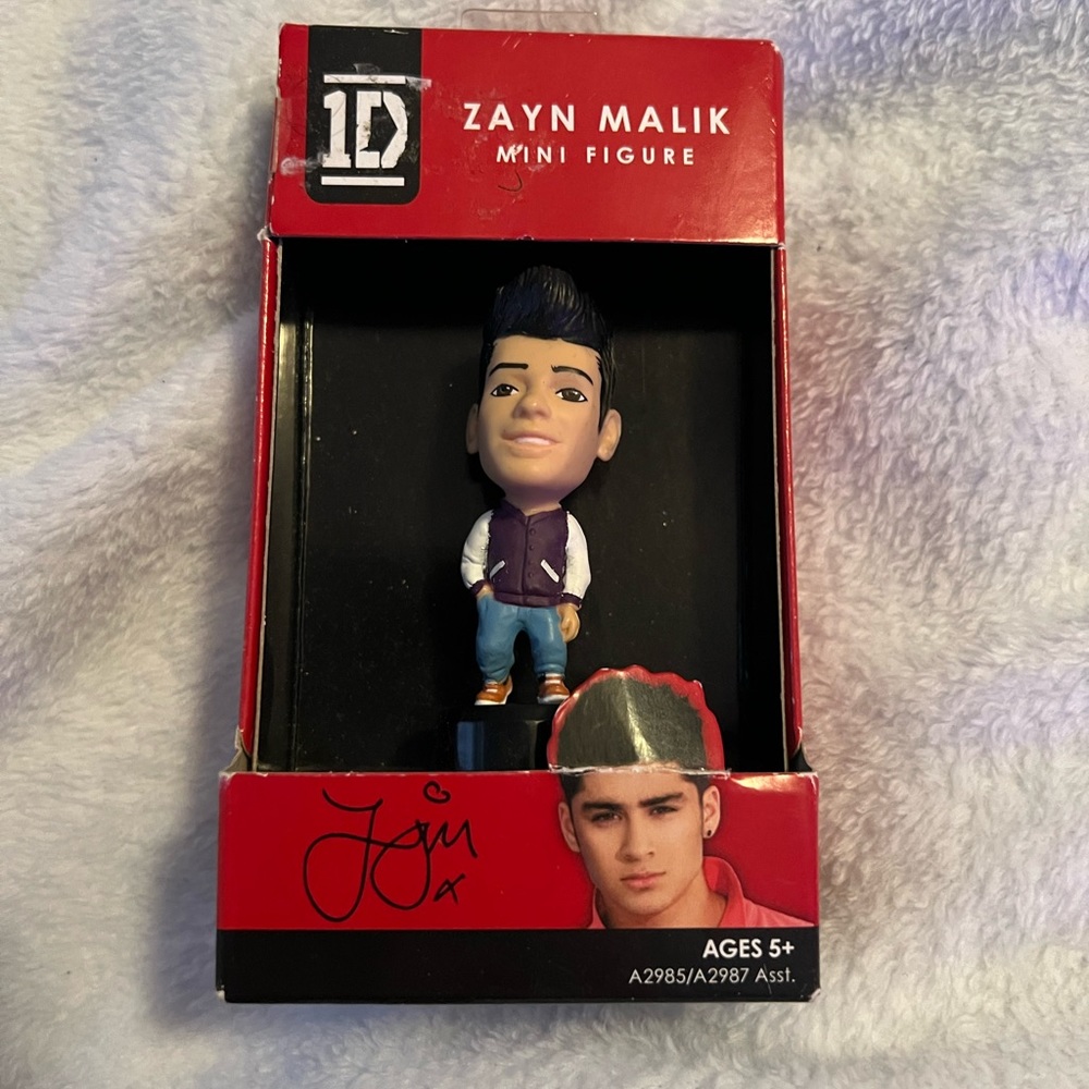 one direction zayn malik figure